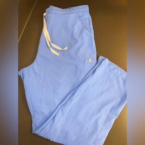 Figs Women's Scrub Pants in Ceil Blue size Large